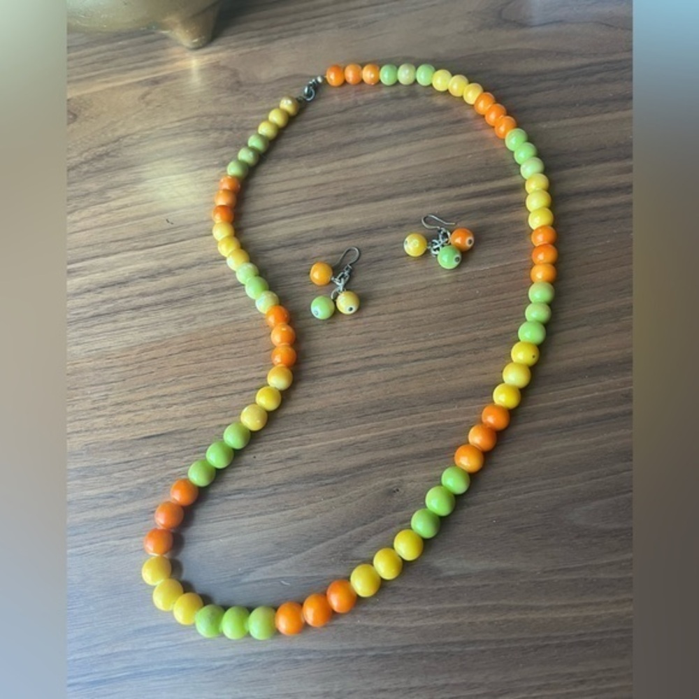 Vintage 60s 70s orange yellow green Colorful Beaded Necklace Earring Set